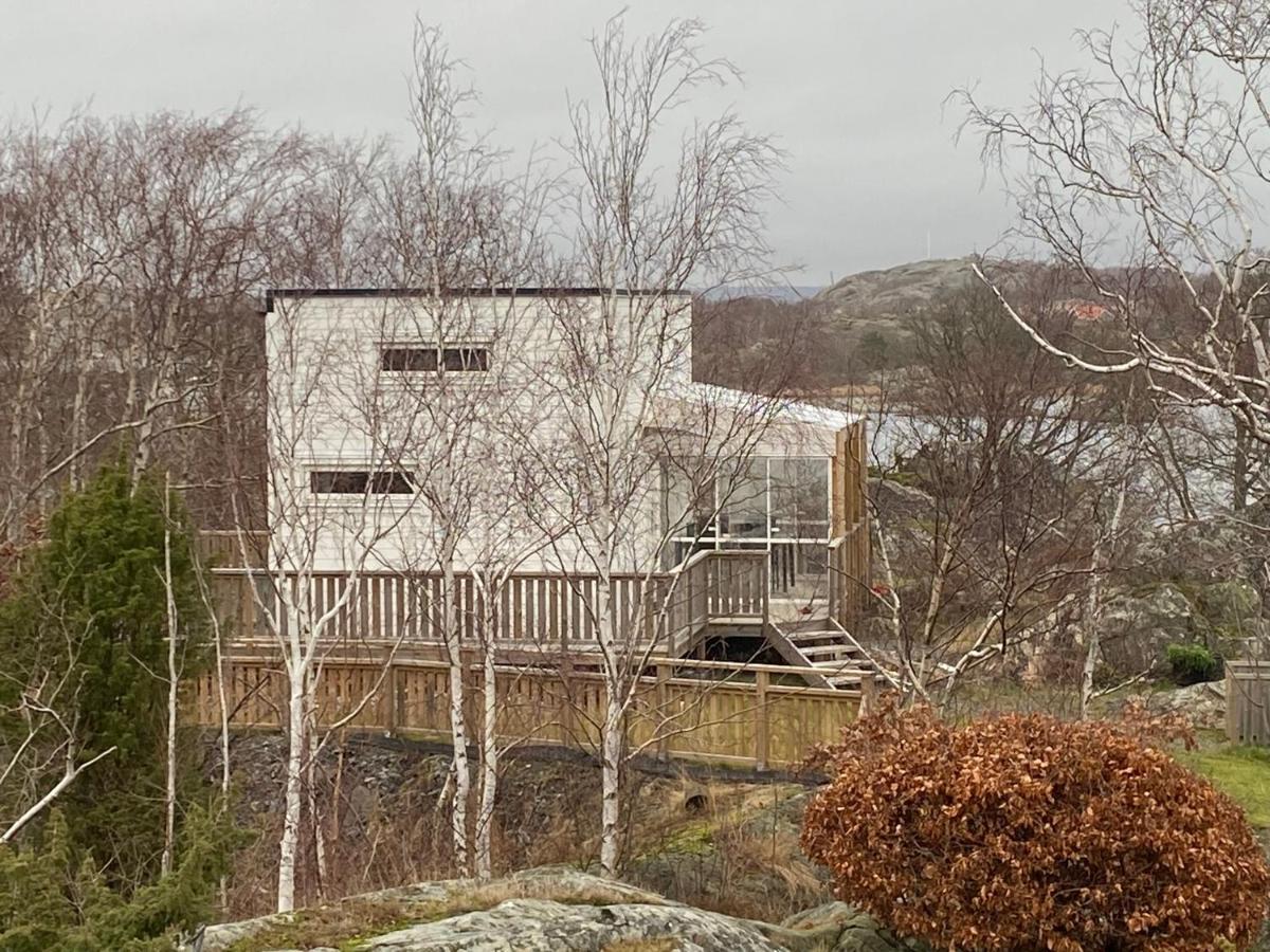 Mycket Trevlig Stuga Pa Braennoe Med Havsutsikt Branno Bagian luar foto